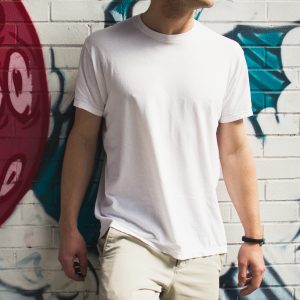 basic t shirt black (copy)
