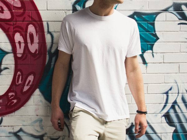 basic t shirt black (copy)